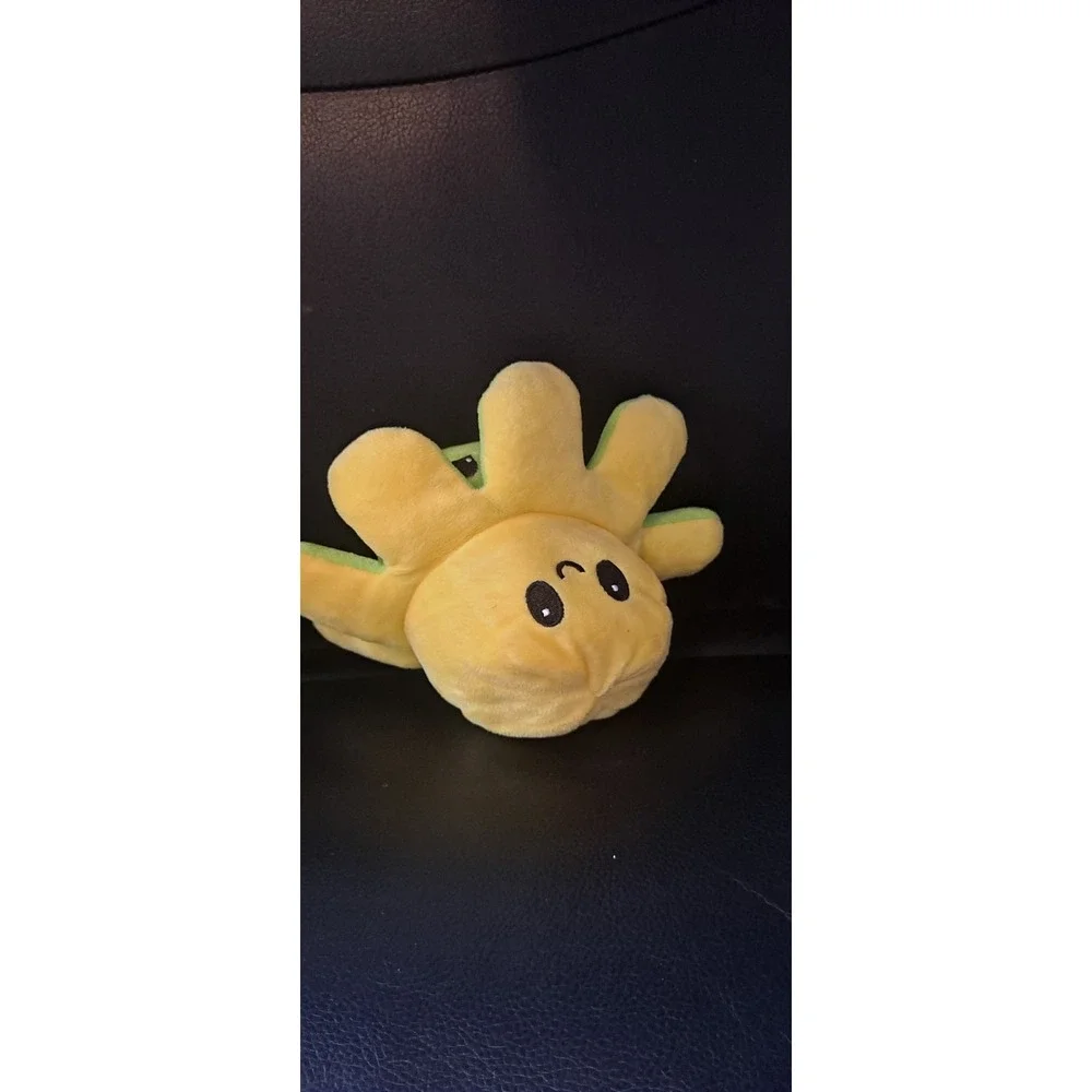 Moody Reversible Octopus Plushie‎ Green & Yellow